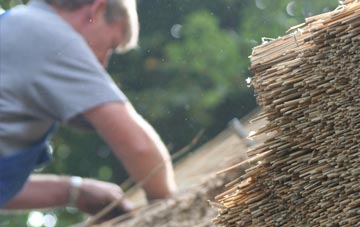 professional Hartest Hill thatchers